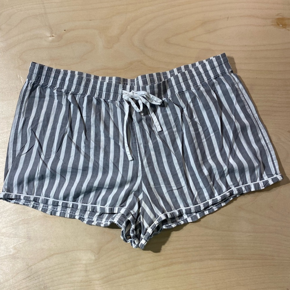 Secret Treasures Sleepwear Shorts Large (12-14) (FK)